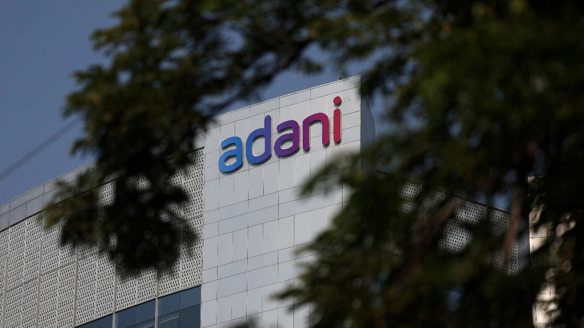 As a Santa present for investors, Mark Mobius claims the US Justice Department had no business bringing charges against the Adani Group.