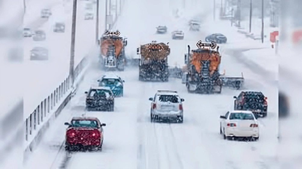 Winter Weather Disrupts Weekend Travel Ahead of the Holidays